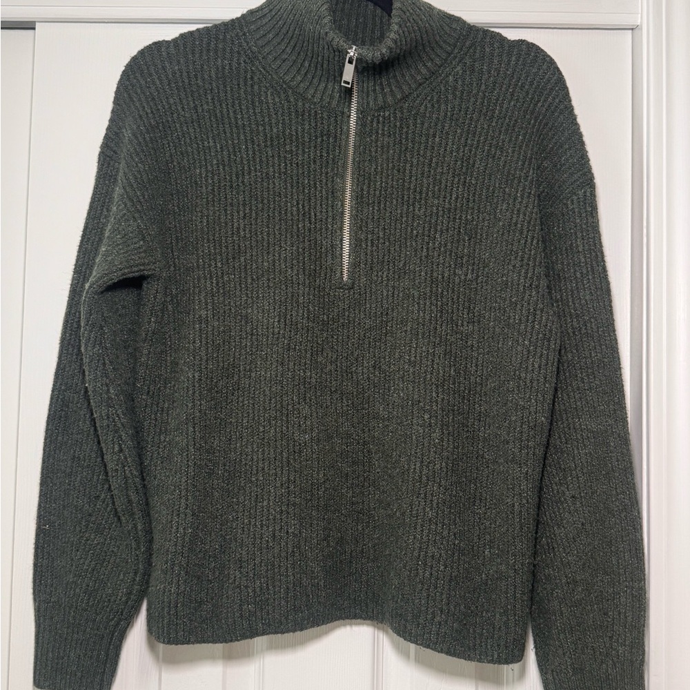 100% cotton Ribbed Dark Green 1/4 zip Sweater